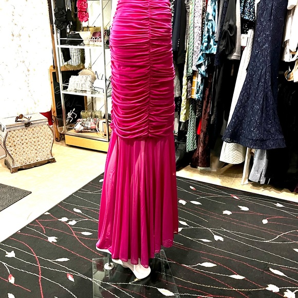 Tadashi Collection Fuschia Bodycon Gown - Picture 5 of 8